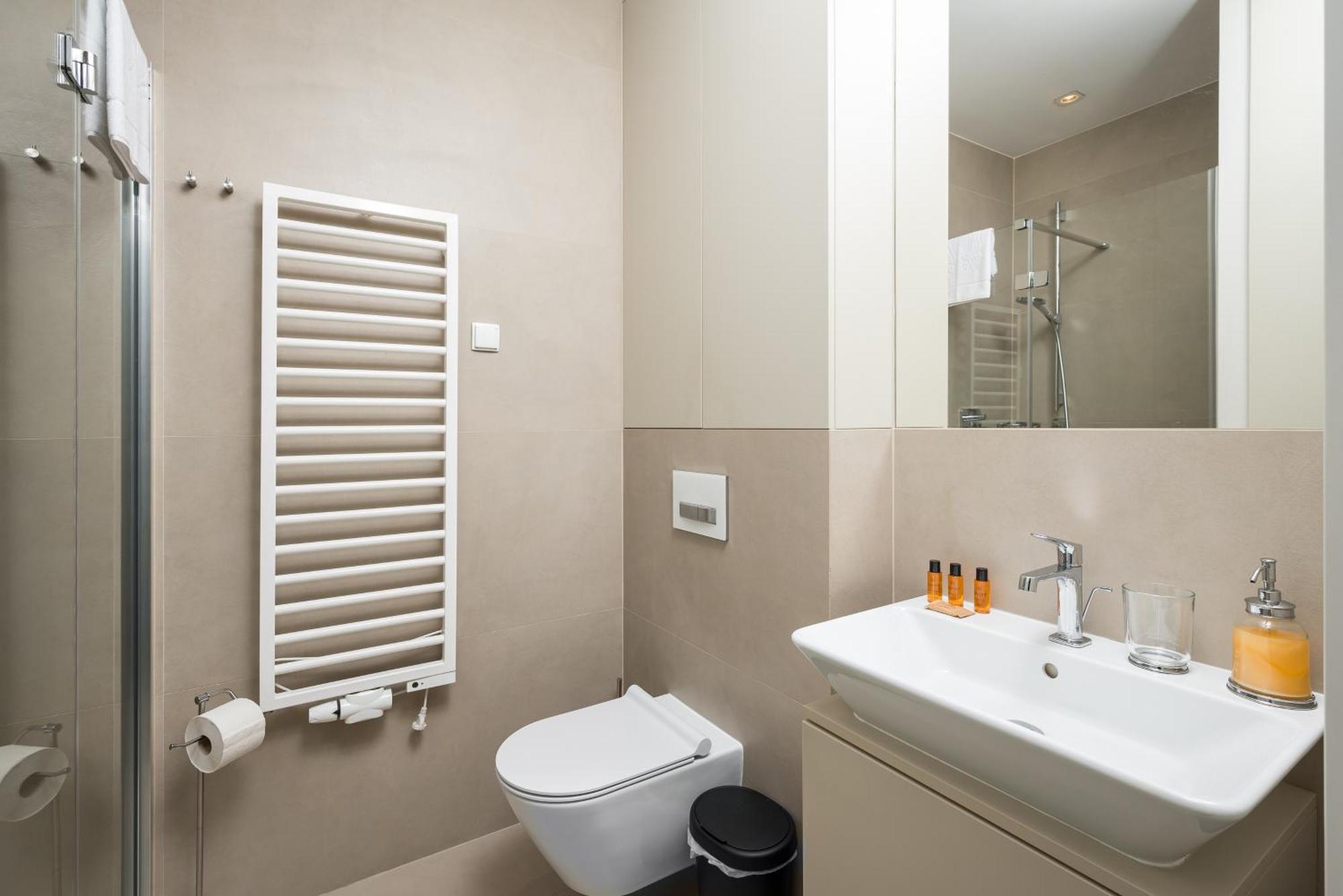 Elektrownia Powisle Comfort Apartment وارسو المظهر الخارجي الصورة